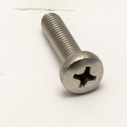 7900542 Pan Head Phillips Screw M5 x 20mm